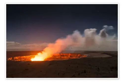 Active Kilauea Volcano under starry Sky, Big Island, Hawaii de Markus Ulrich
