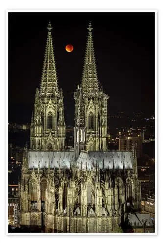 Blood moon shines over Cologne Cathedral de rclassen