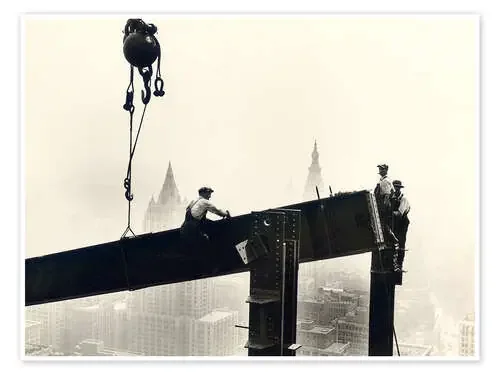 Building the Empire State Building Bridgeman Images