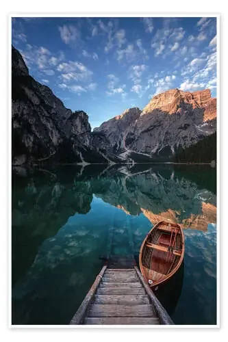 Early morning on Lake Braies / Lago di Braies de MUXPIX