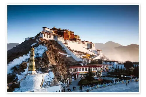 Famous Potala palace in Lhasa, Tibet de Matteo Colombo