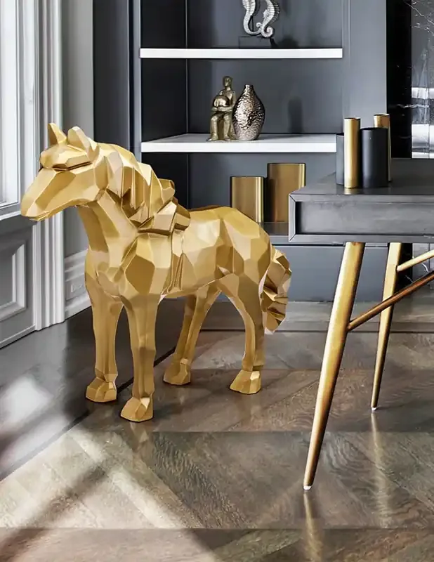 Future Horse, Figura Dorada Schuller