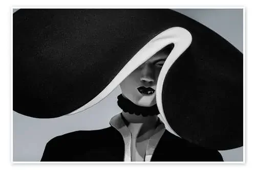 Glyph – Woman in Hat 1x