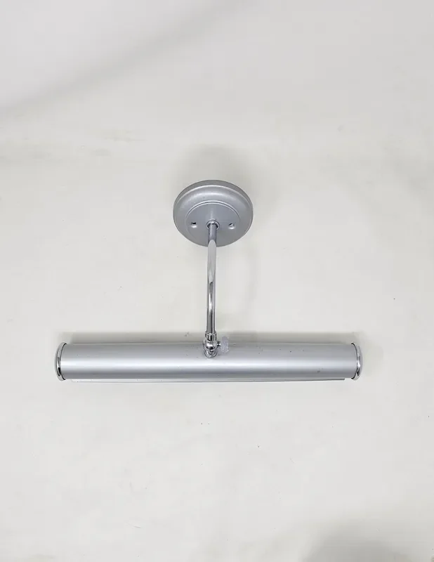 Iluminacuadros Plata Cromo con Rótula
