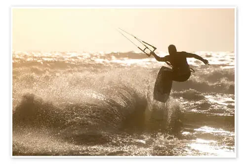 Kitesurfer saltando con un fondo maravilloso Editors Choice