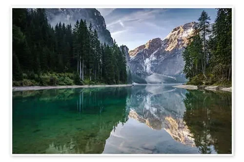 Lago Di Braies, los Alpes, Italia de Achim Thomae