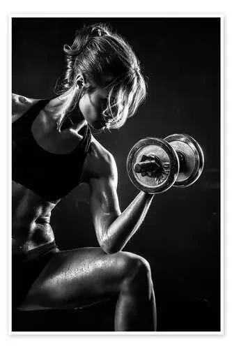 Mujer deportista con pesas I Editors Choice