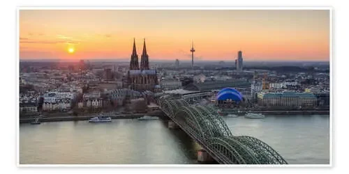Panorama view of Cologne at sunset de Michael Valjak