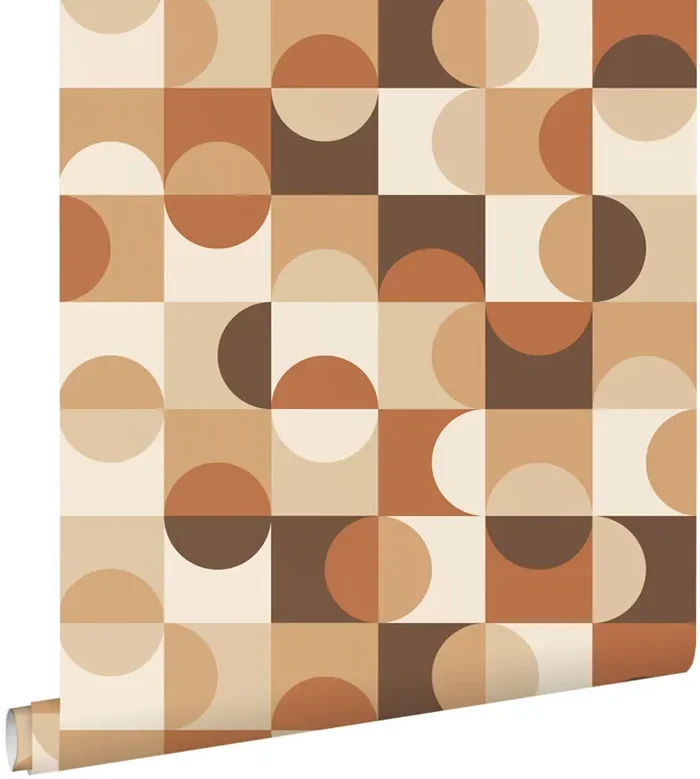 papel pintado motivo geométrico en estilo Bauhaus beige y marrón oscuro de ESTAhome – 130938
