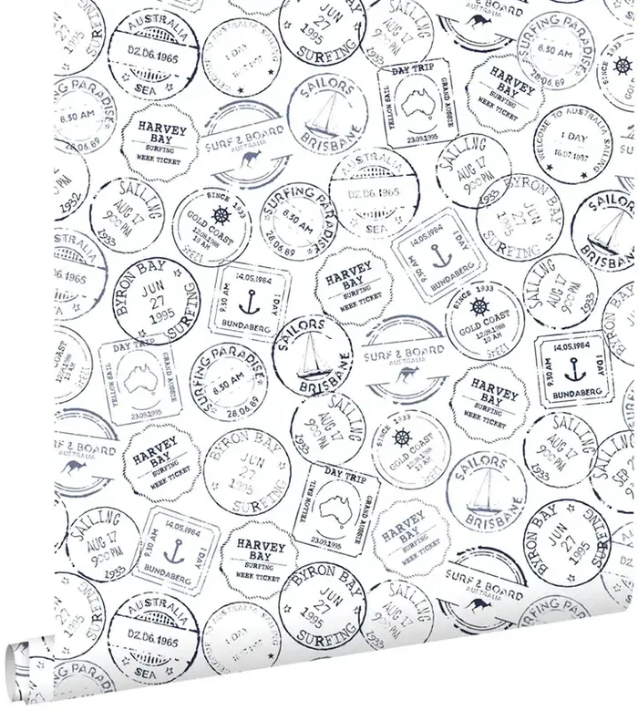 papel pintado sellos postales surf azul oscuro y blanco de ESTAhome – 138980