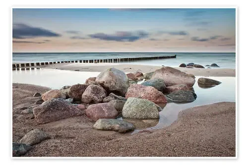 Piedras y espigones en el mar Báltico de Rico Ködder