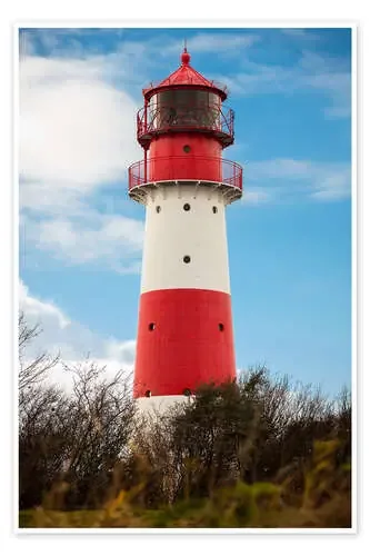 Red lighthouse Editors Choice