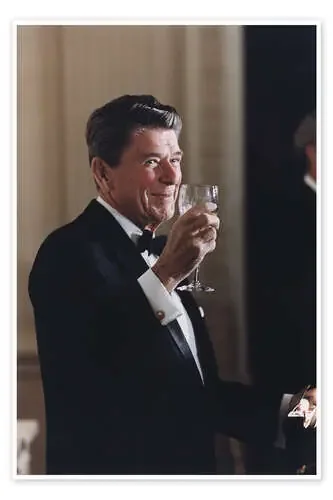 Ronald Reagan with wineglass Everett Collection
