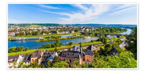Ships on the Moselle River in Trier de Dieterich Fotografie