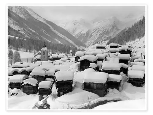 Snowy Mountain Village With Wooden Huts de Vintage Ski Collection akg-images