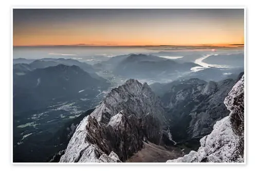 Sunrise from Zugspitze mountain with view across the alps de Andreas Wonisch