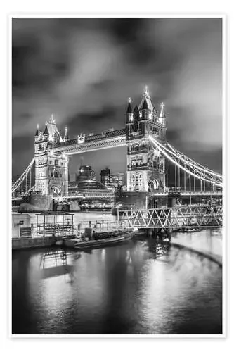 Tower Bridge London – Magic in the evening de Melanie Viola