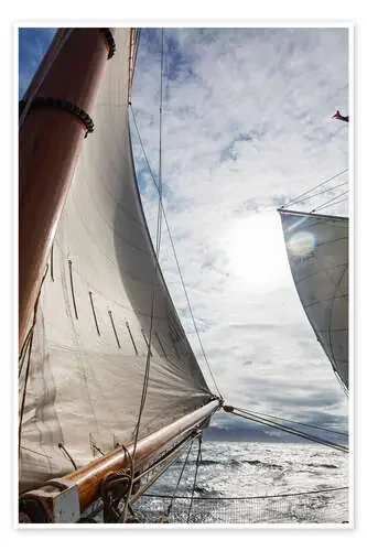 Viento en las velas de Caia Image Science Photo Library