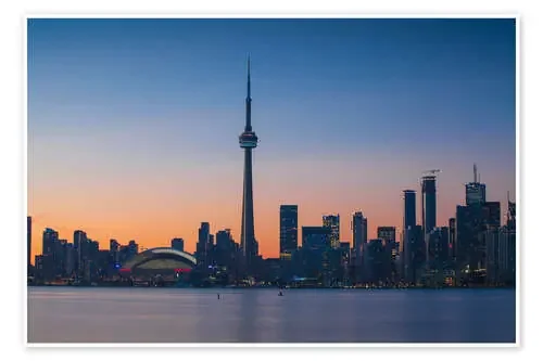 View of CN Tower and city skyline, Toronto, Ontario, Canada, North America de Jane Sweeney Robert Harding