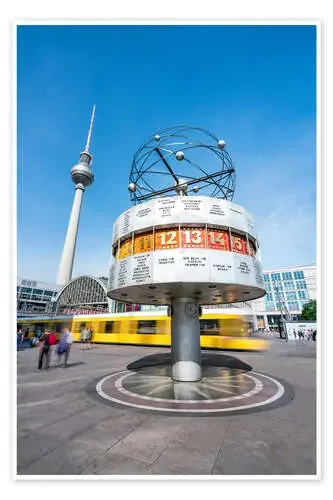 World Clock and TV Tower at Alexanderplatz in Berlin, Germany de Jan Christopher Becke
